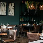 Отель Domaine Le Verbois *